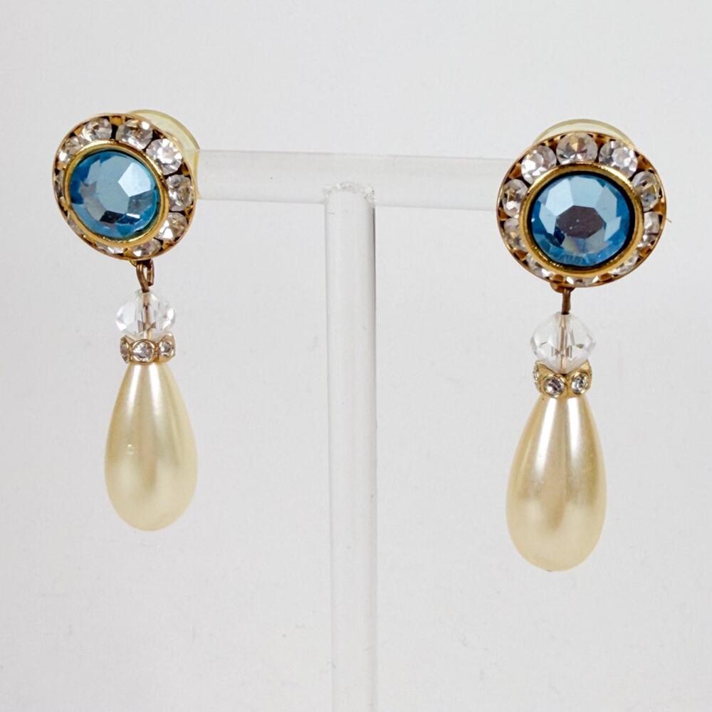 Estate Jewelry | Dangly Pearlescent Drop Earrings